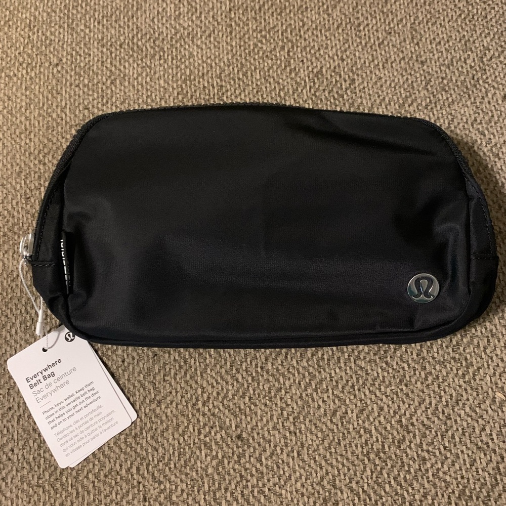Lululemon Wear Everywhere Belt Bag